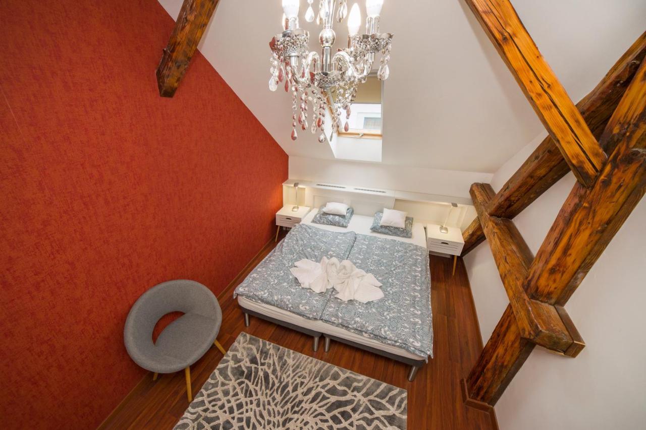 Villa Florencia Eger Exterior photo